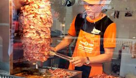 Experience Hanoi Tours with sustainable dining